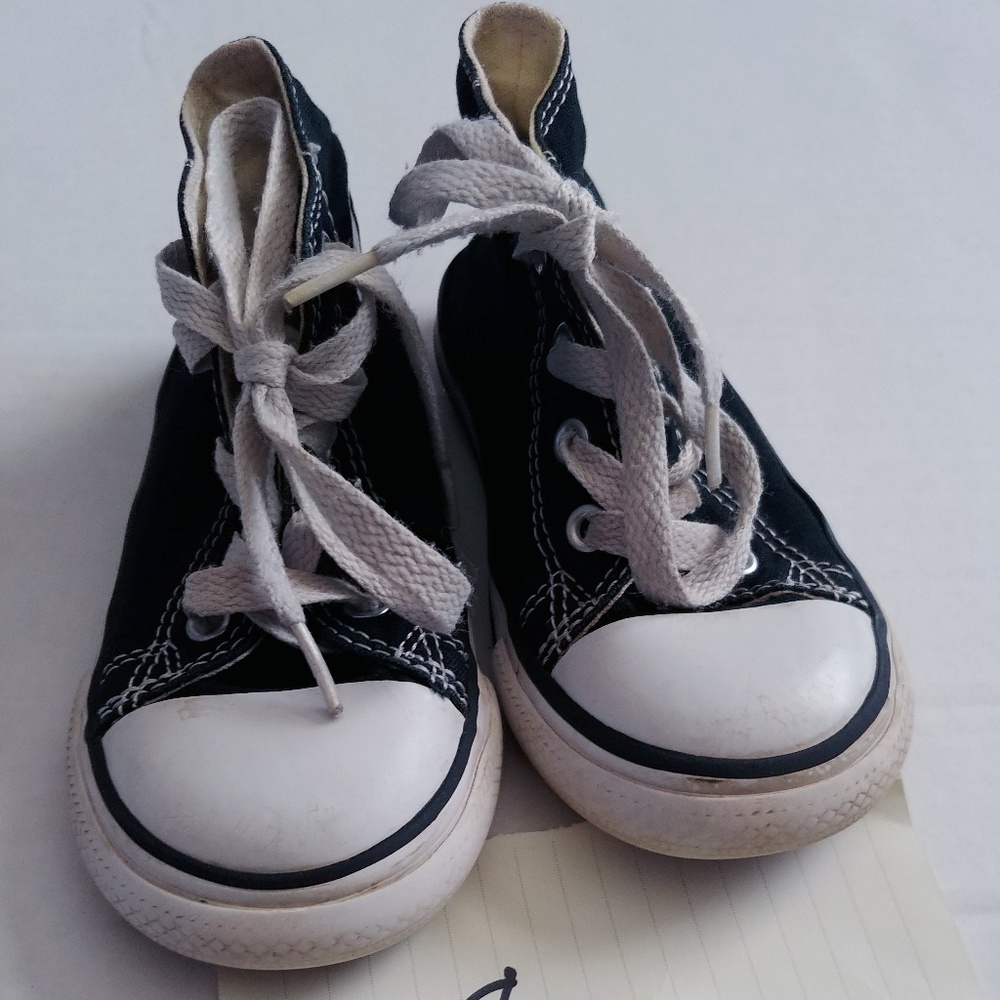 Hi top Converse